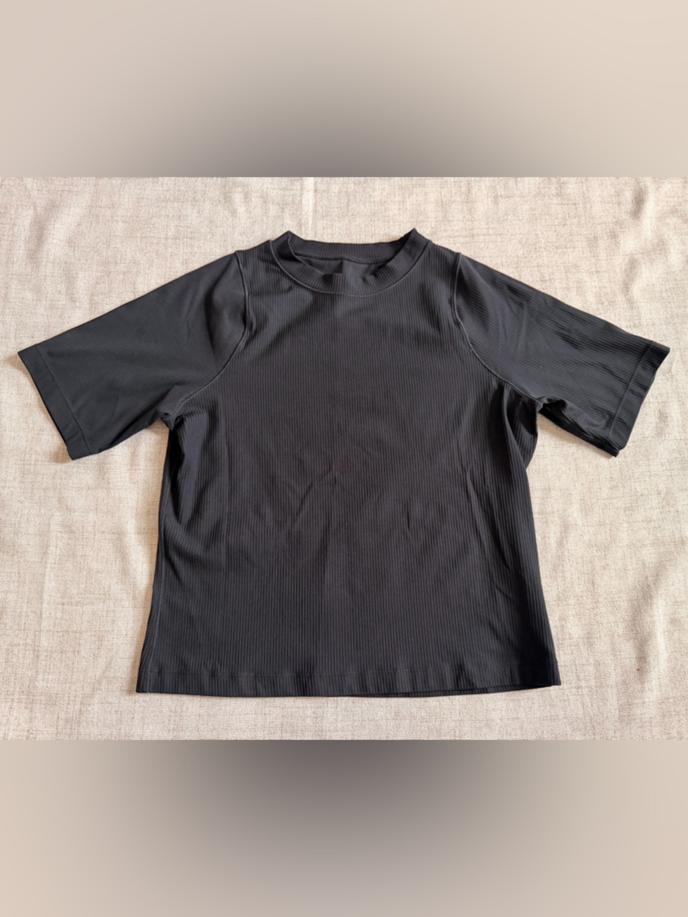 Nike Ribbed tee - women’s medium